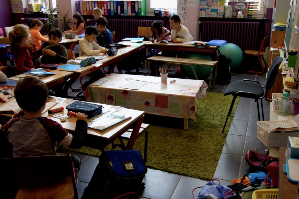 Vue d'ensemble sur la classe d'Othmane et sur ses camarades. 